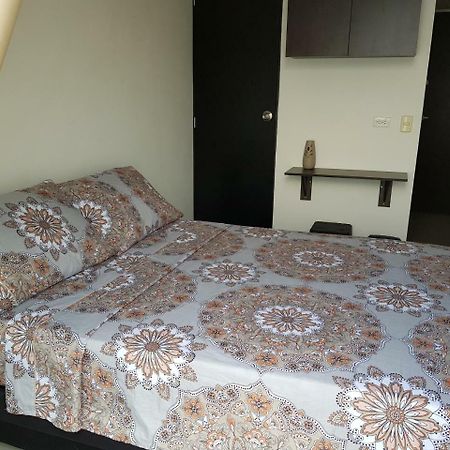 Apartasuites Medellin Los Molinos Esterno foto