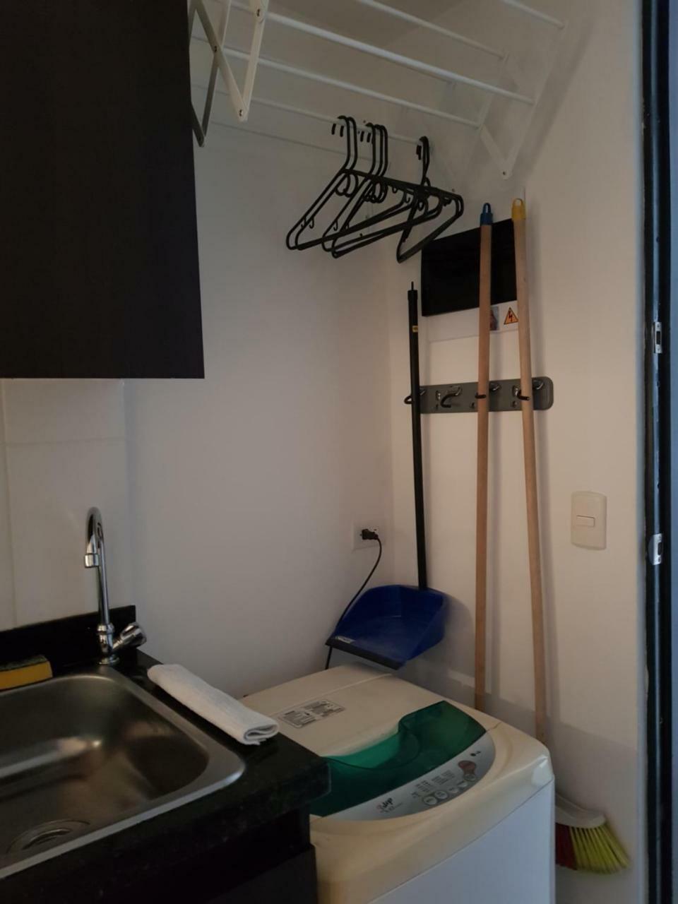 Apartasuites Medellin Los Molinos Esterno foto